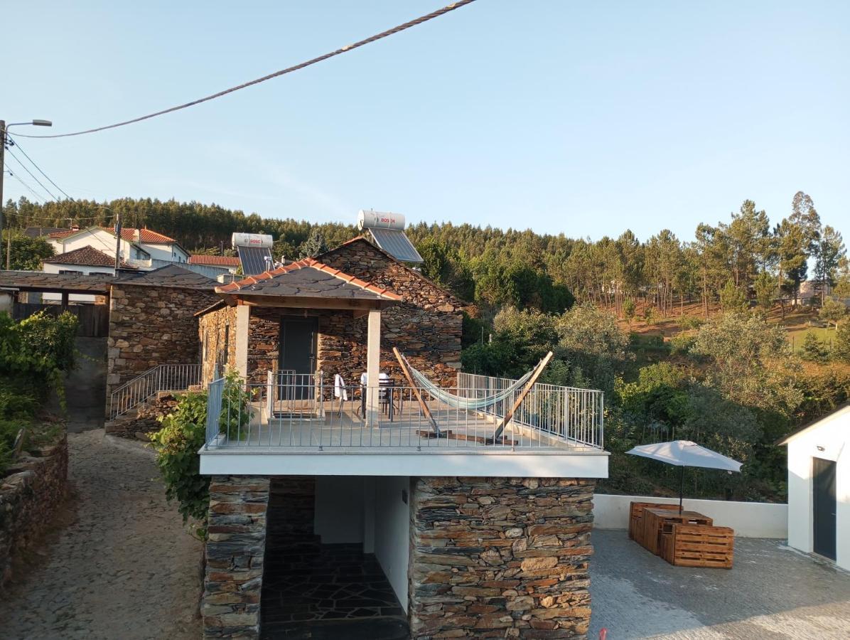 Casa De Baixo Studios Arouca Exterior photo
